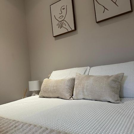 Richardson Deluxe Apartments - 3 Bed Лондон Экстерьер фото