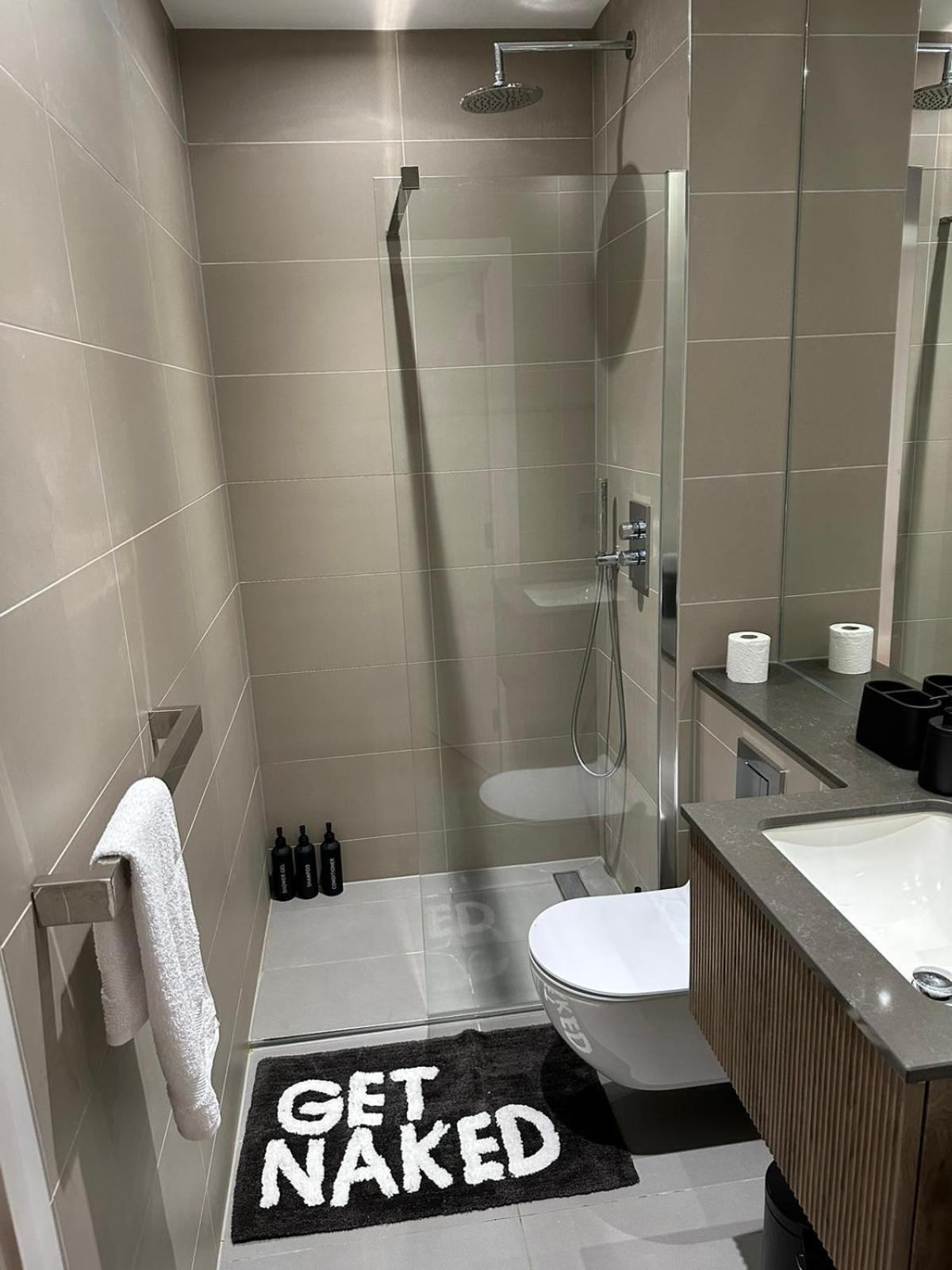 Richardson Deluxe Apartments - 3 Bed Лондон Экстерьер фото